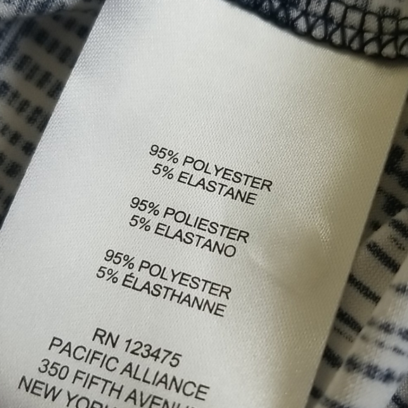 Jones New York Sleeveless Blouse - Picture 5 of 5